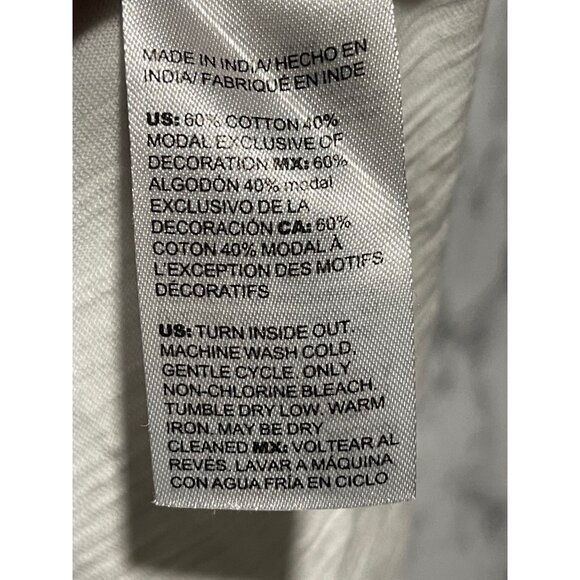 Chico's Women's 3/4th  Long-Sleeve White Top With Frayed Denim Patchwork Design - Picture 10 of 11